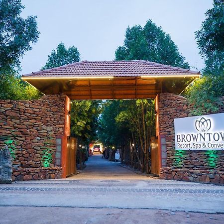 Brown Town Resort & Spa Hyderabad Exterior photo