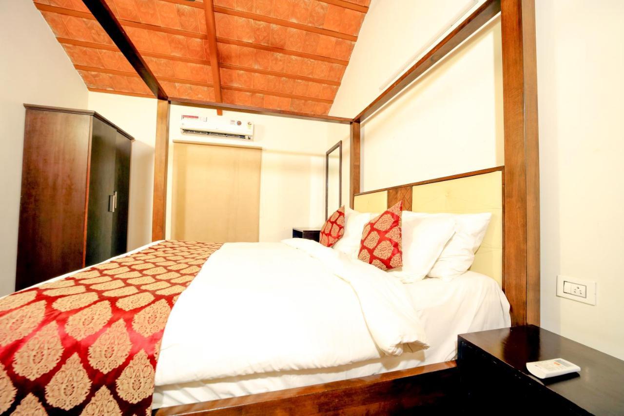 Brown Town Resort & Spa Hyderabad Exterior photo